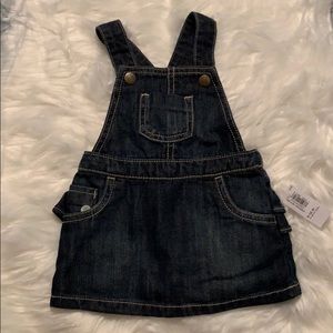 Old navy ruffle bottom dress